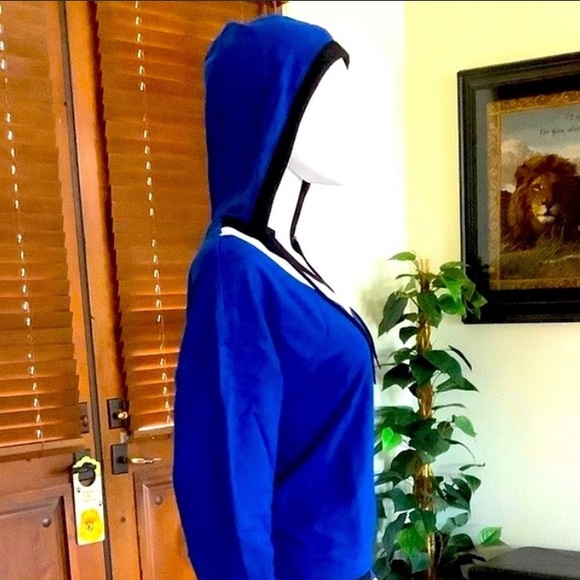 New York & Co Pullover Hoodie - Picture 4 of 7